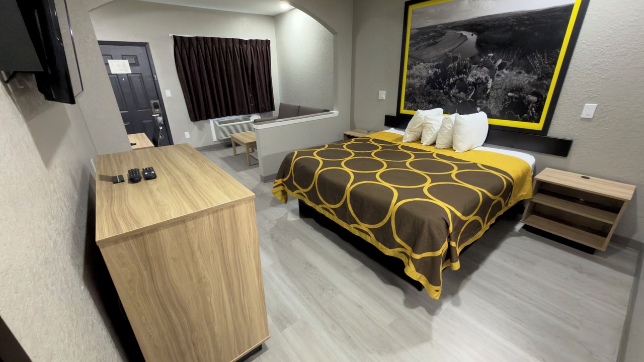 Photo of Bedroom in Brookhollow