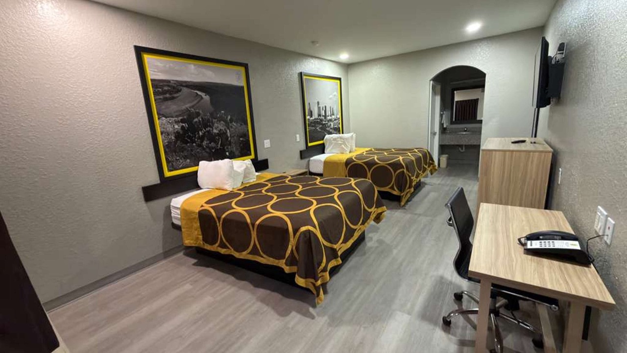 Photo of Bedroom in Brookhollow