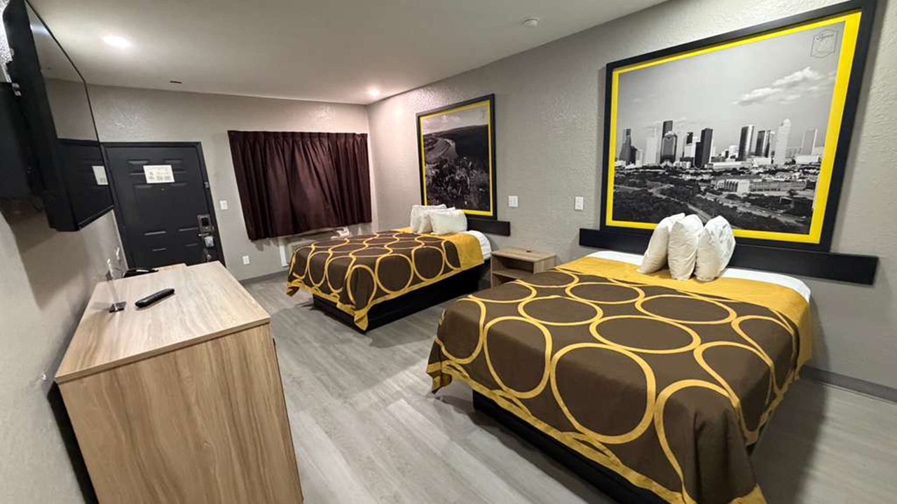 Photo of Bedroom in Brookhollow