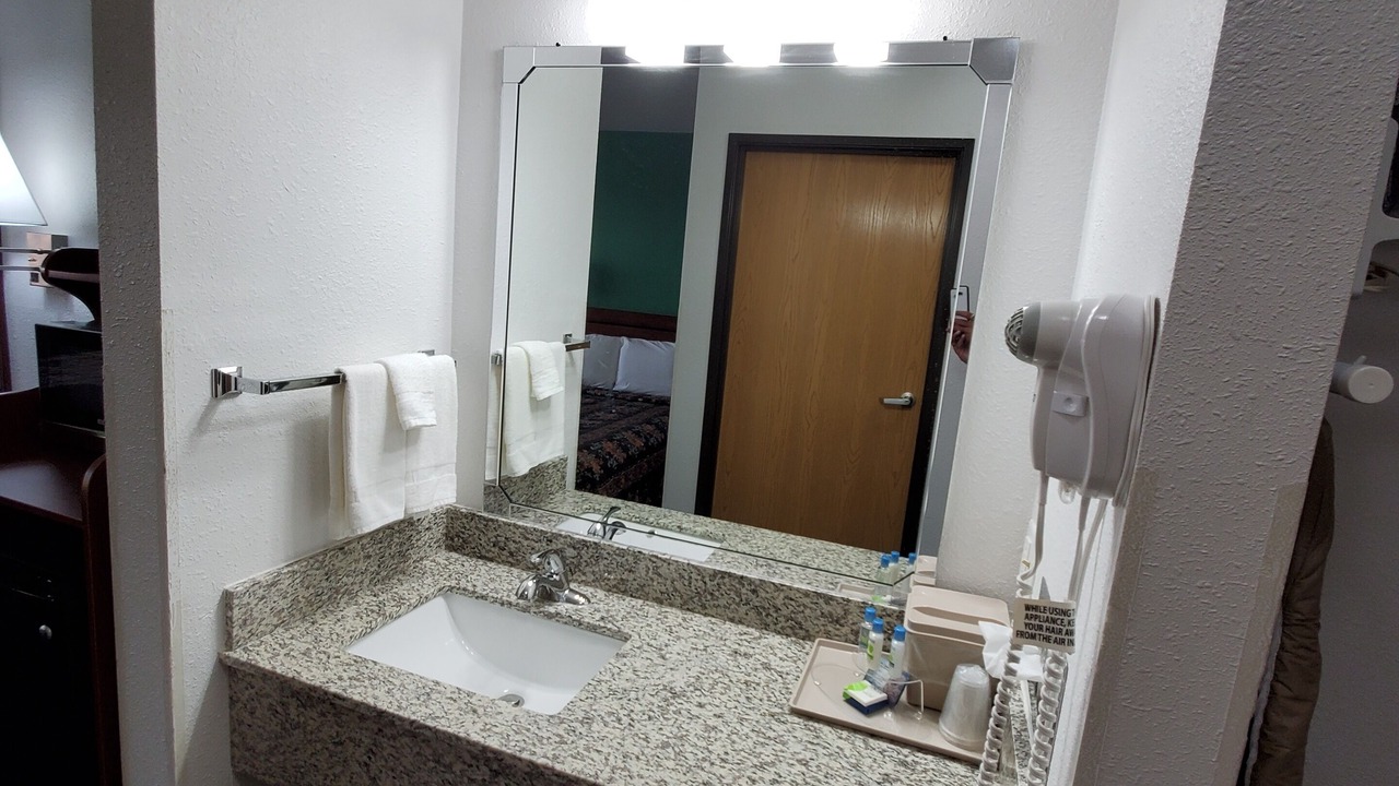 Photo of Bathroom in Tecumseh