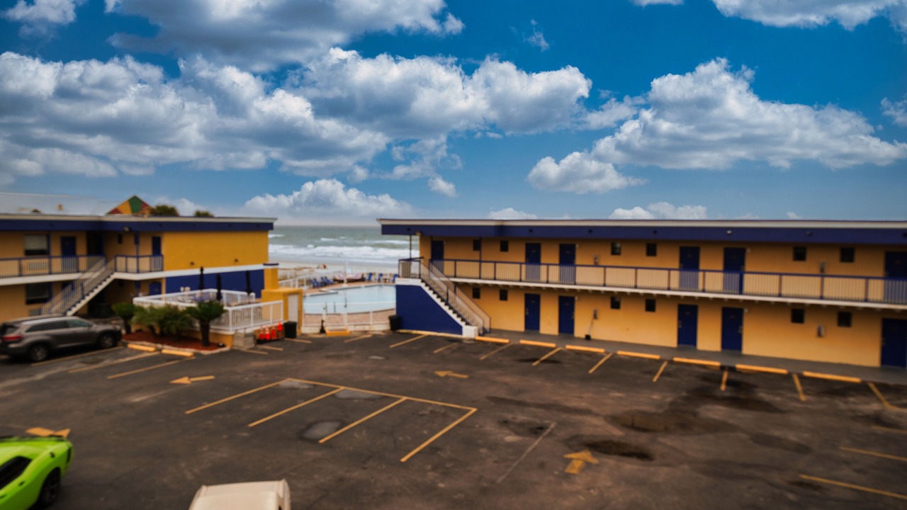 Photo of Bedroom in Rogers Seabreeze