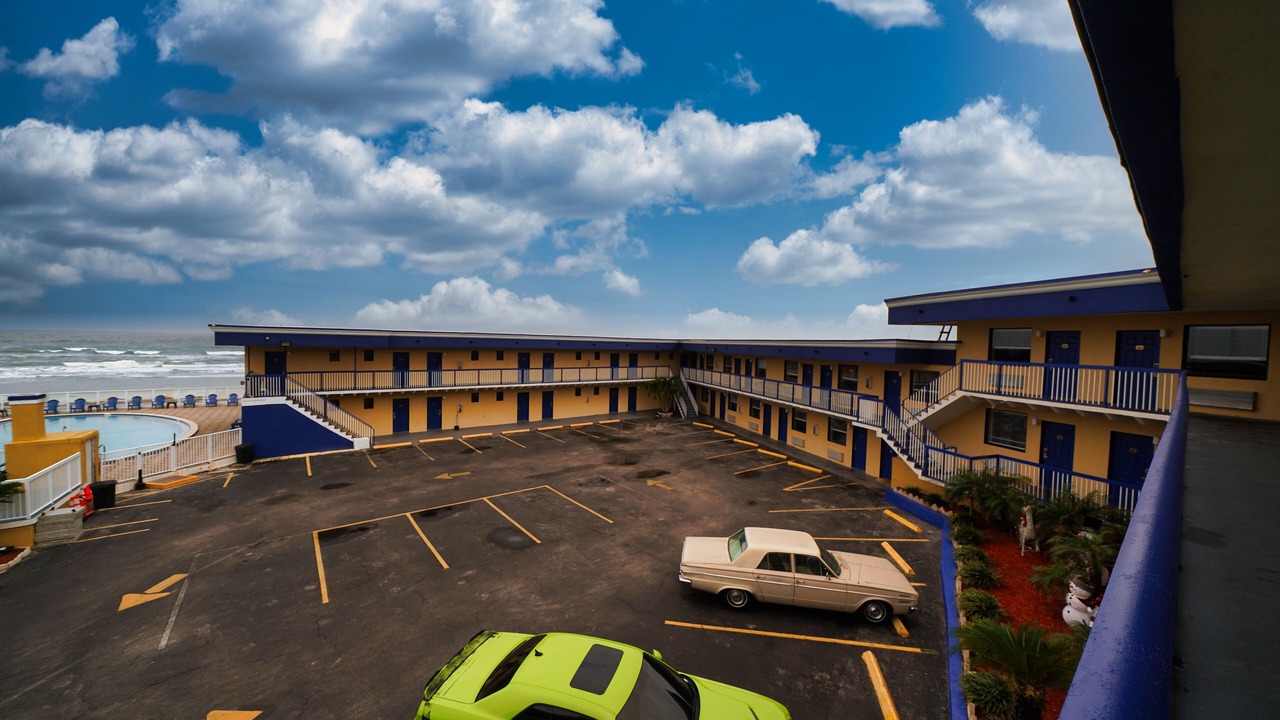 Photo of Bedroom in Rogers Seabreeze