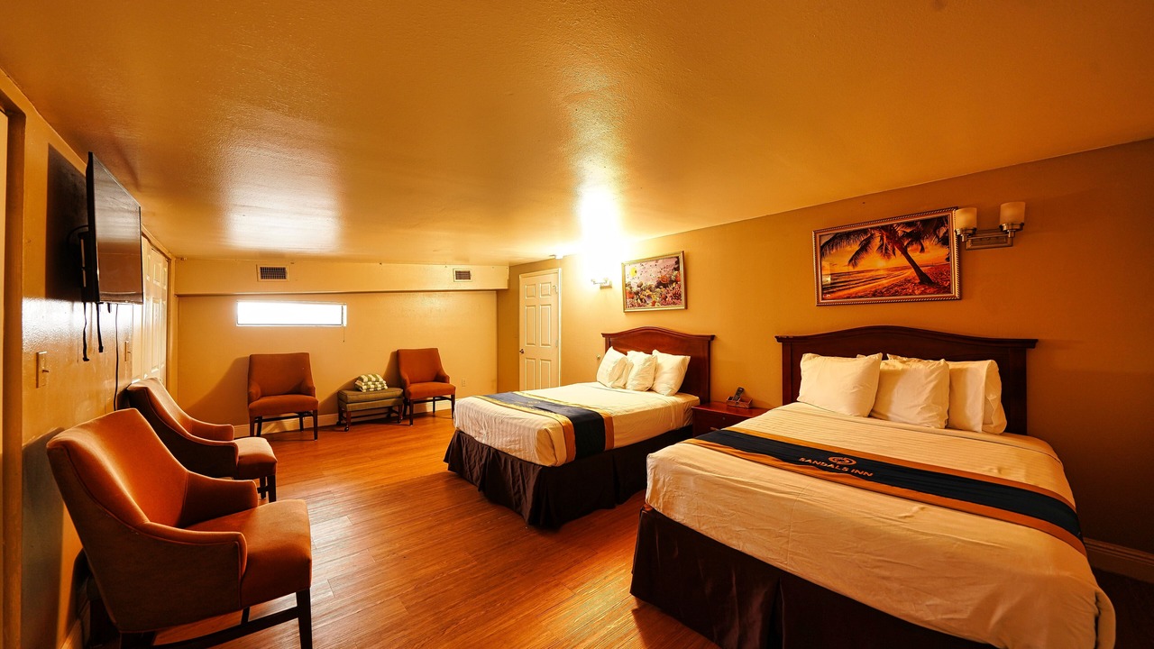 Photo of Bedroom in Rogers Seabreeze