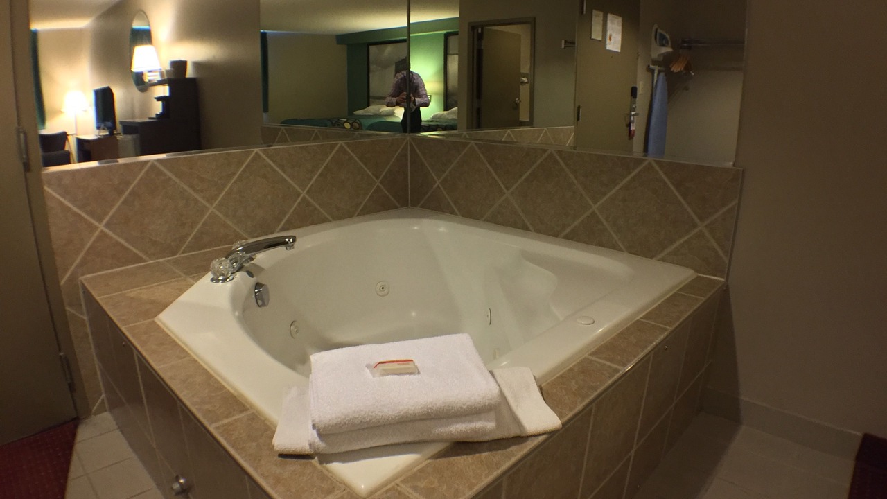 Photo of Bathroom in Niagara Falls