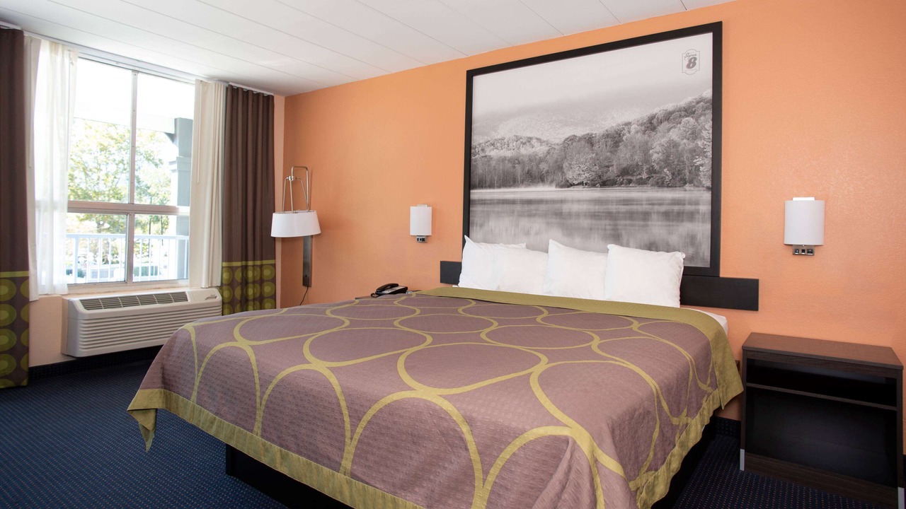 Photo of Bedroom in Black Mountain