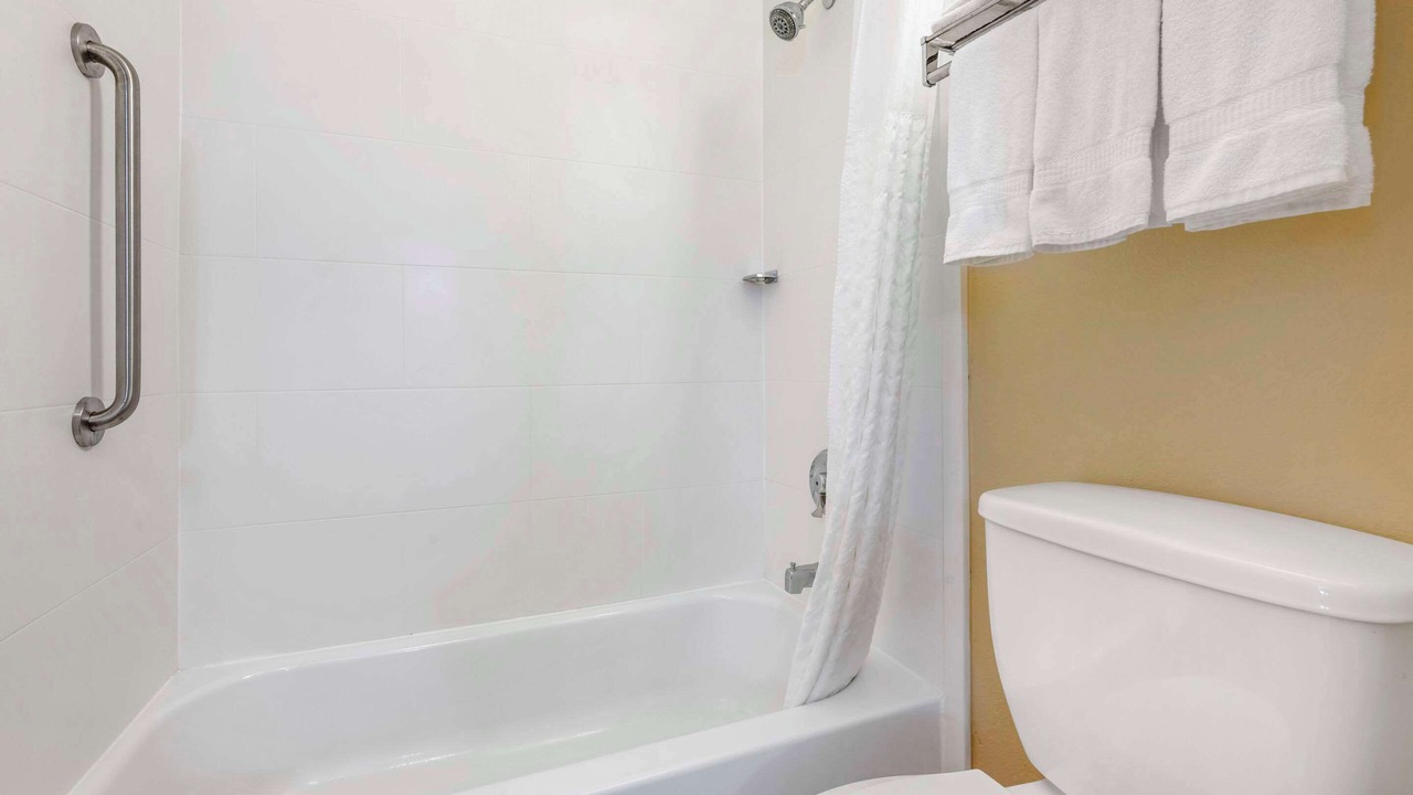 Photo of Bedroom in Fremont