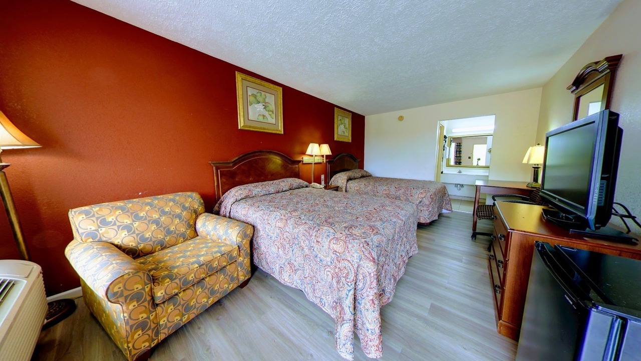 Photo of Others in Dahlonega