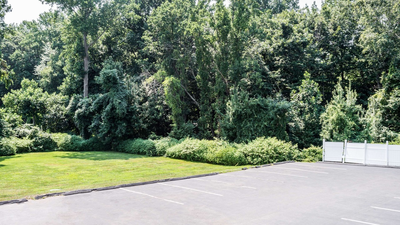 Photo of Others in Westbrook Center