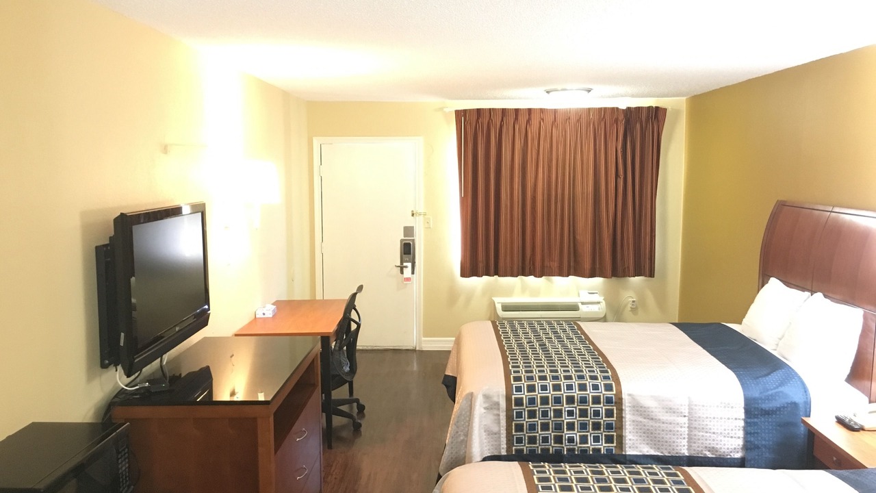 Photo of Bedroom in Navasota