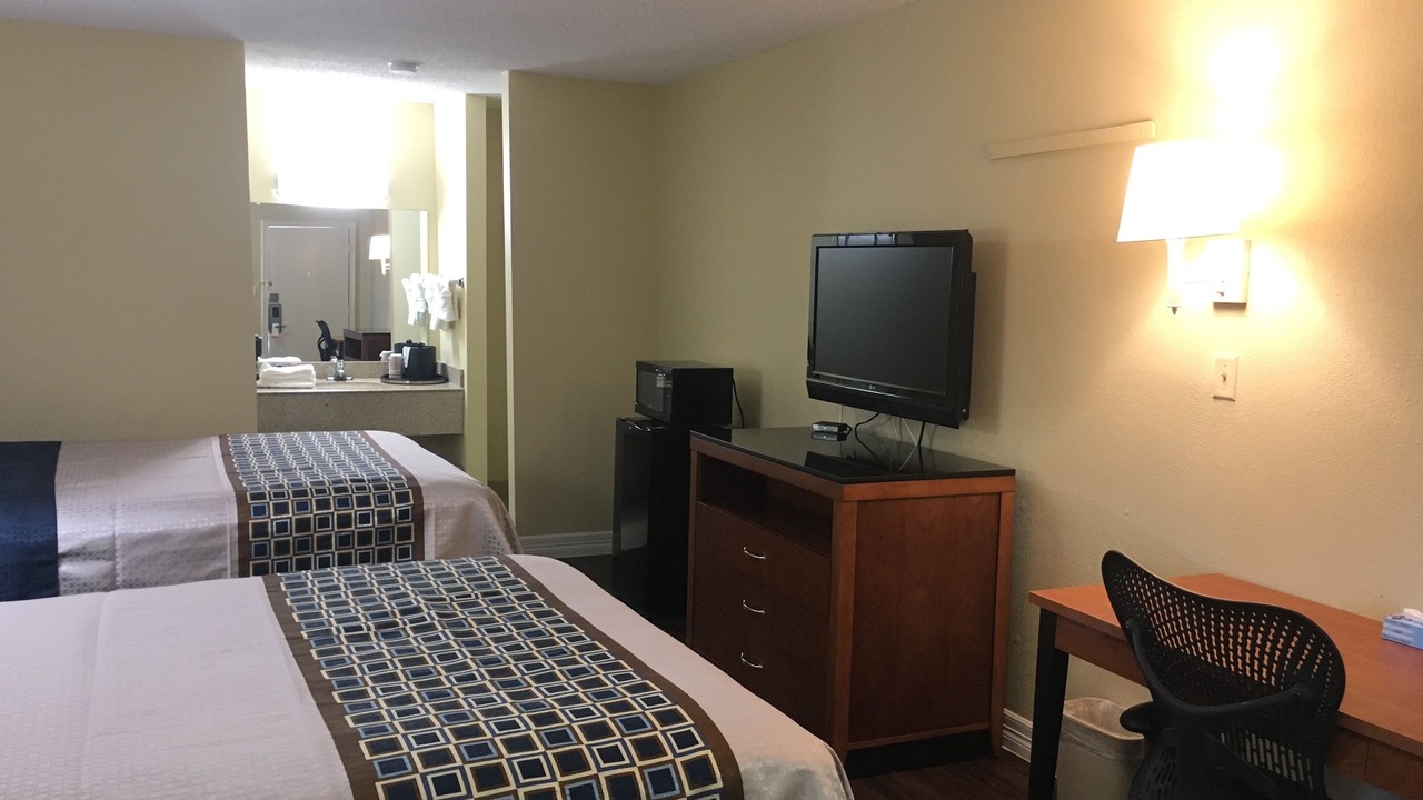 Photo of Bedroom in Navasota