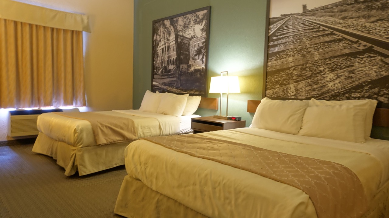 Photo of Bedroom in Dauphin