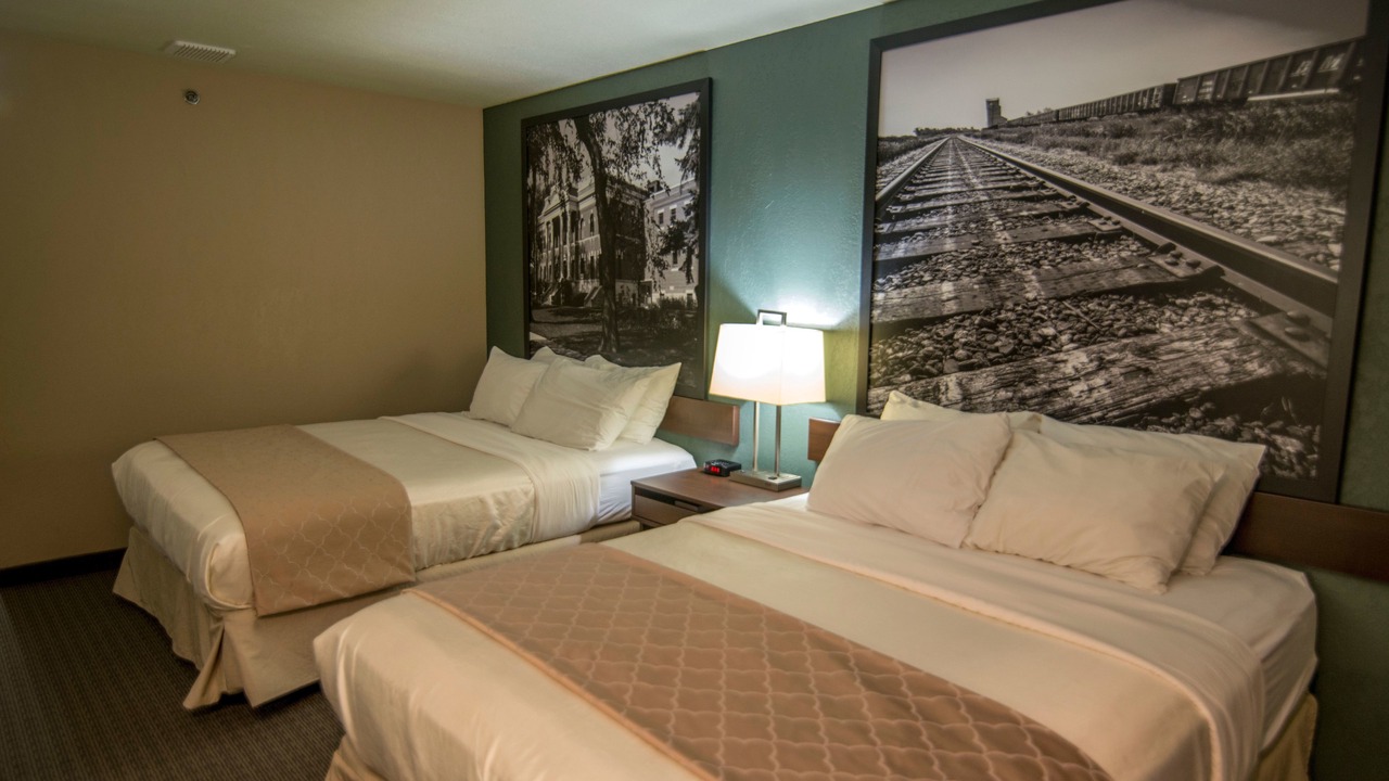 Photo of Bedroom in Dauphin