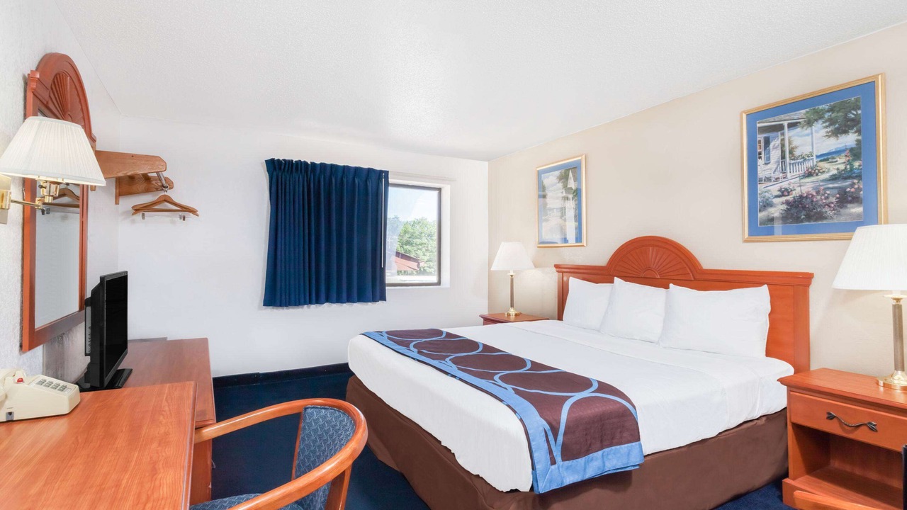 Photo of Bedroom in Montgomery