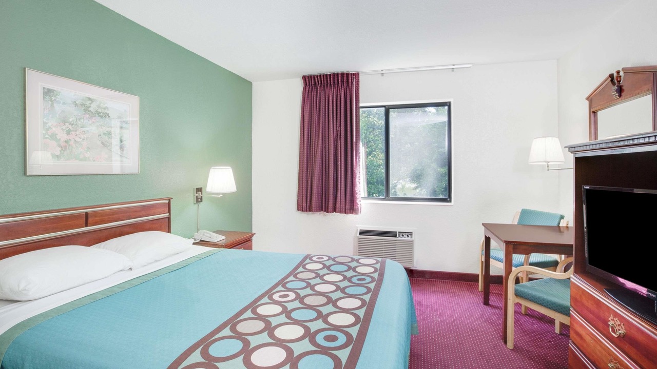 Photo of Bedroom in Kennett