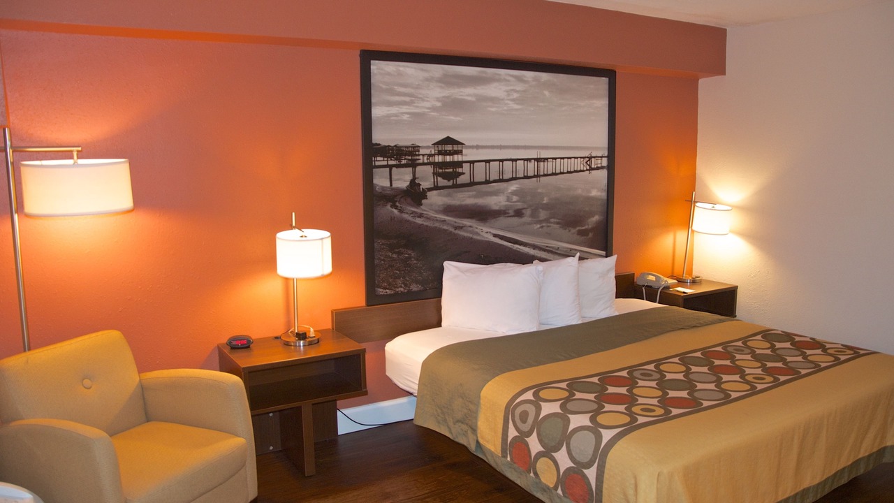 Photo of Bedroom in Florida Center