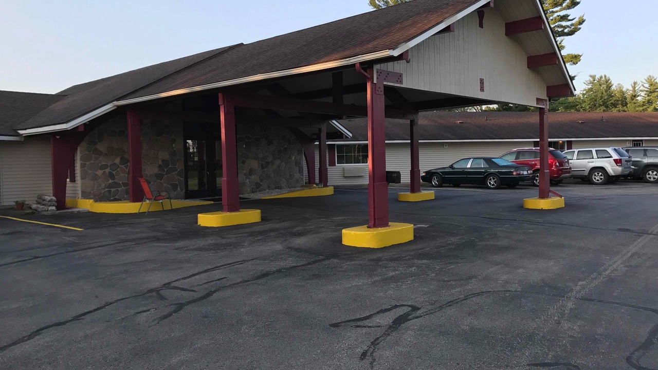Photo of Others in Cadillac