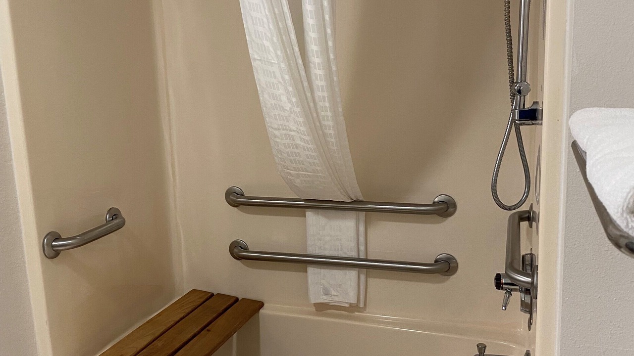 Photo of Bathroom in Independence