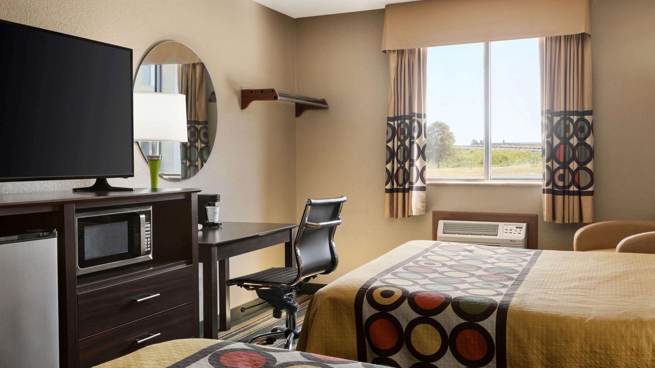 Photo of Bedroom in Miner
