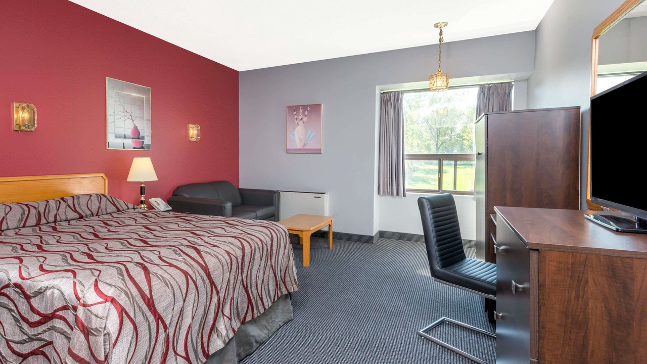 Photo of Bedroom in Hamilton