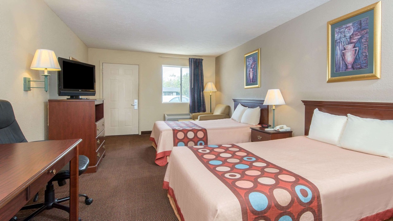 Photo of Bedroom in Centerville