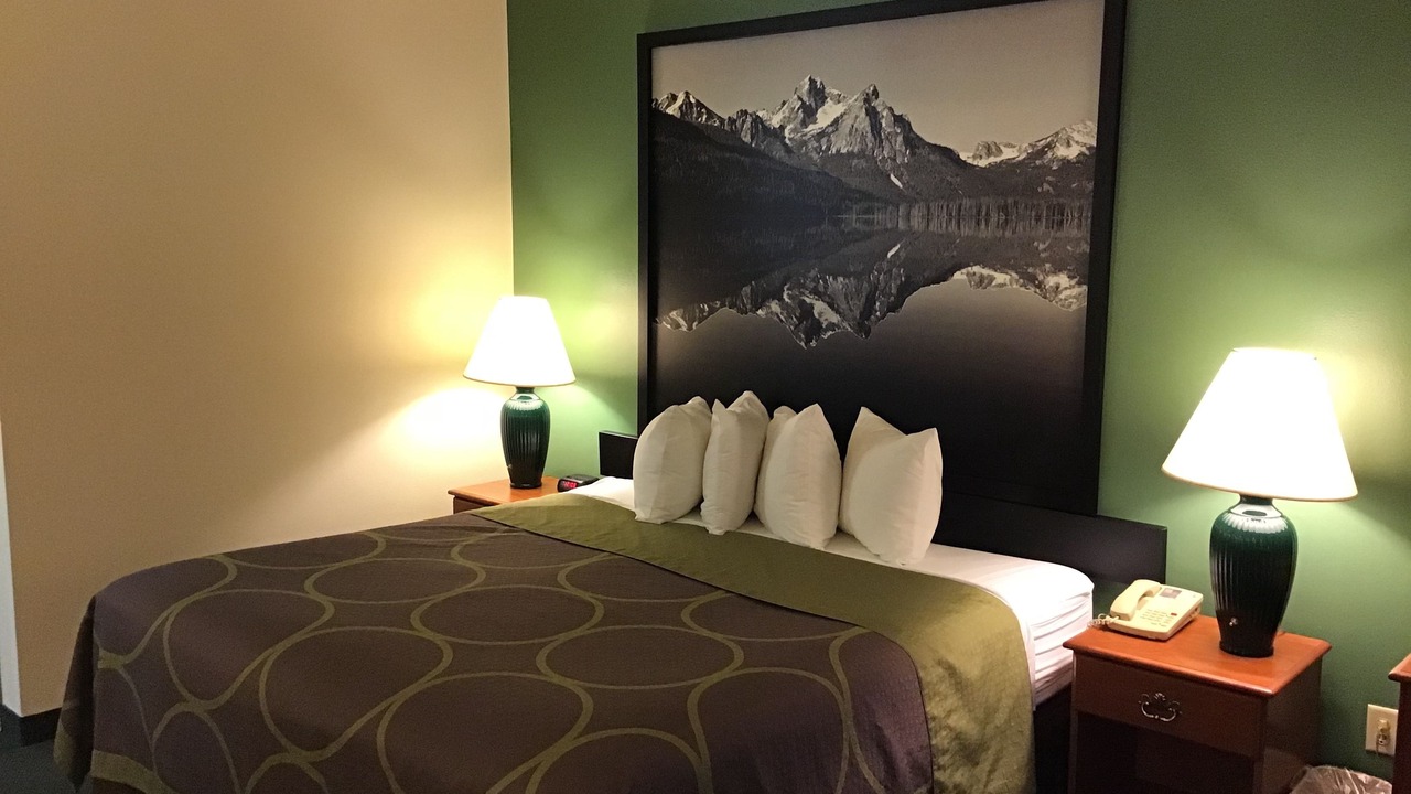 Photo of Bedroom in Salmon