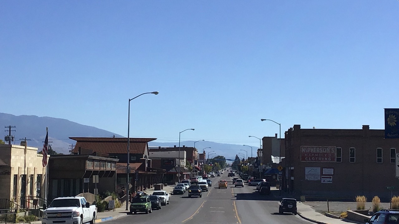 Photo of Outdoor in Salmon