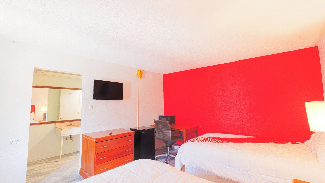 Photo of Bedroom in South Main