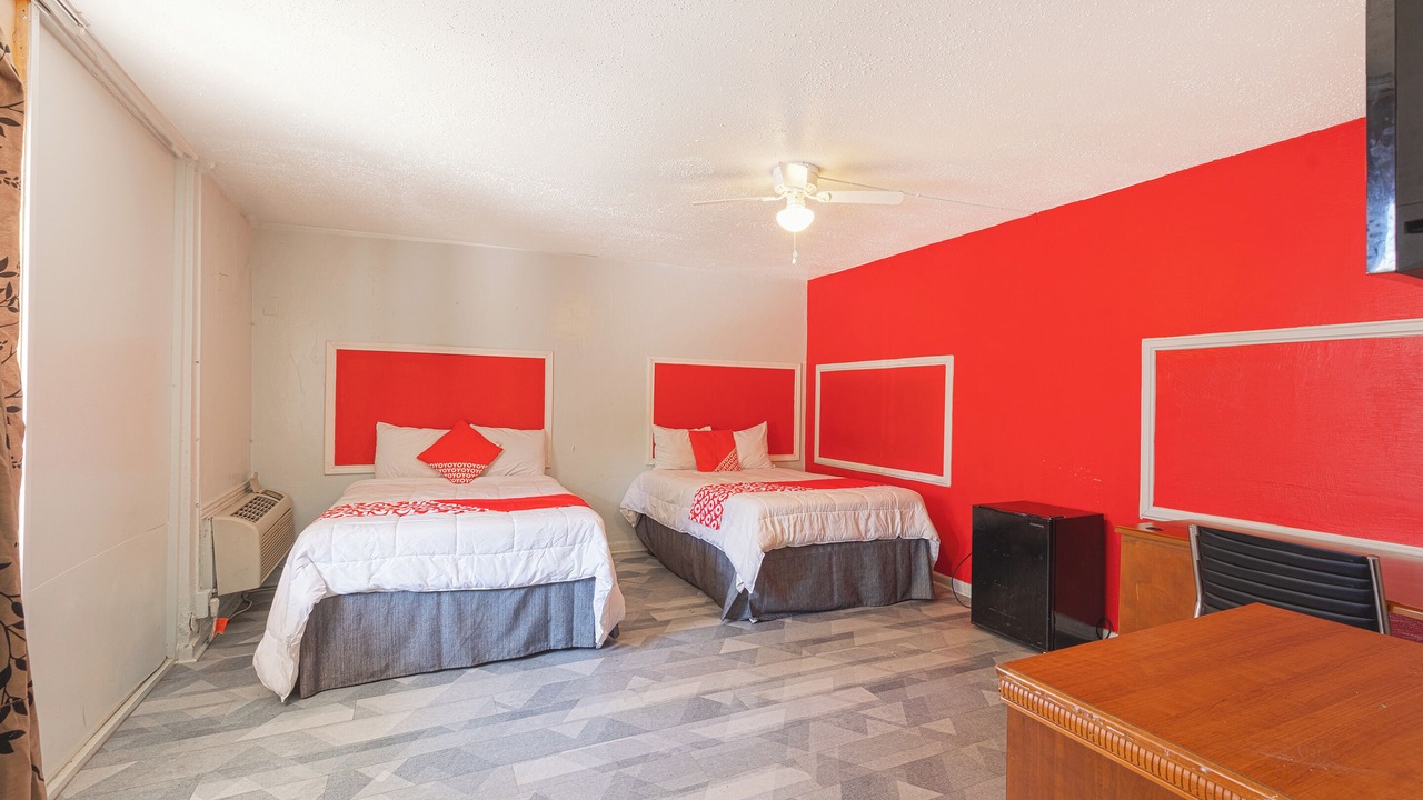 Photo of Bedroom in South Main