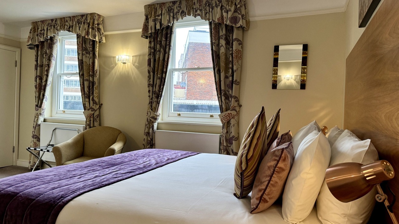 Photo of Bedroom in Warwick