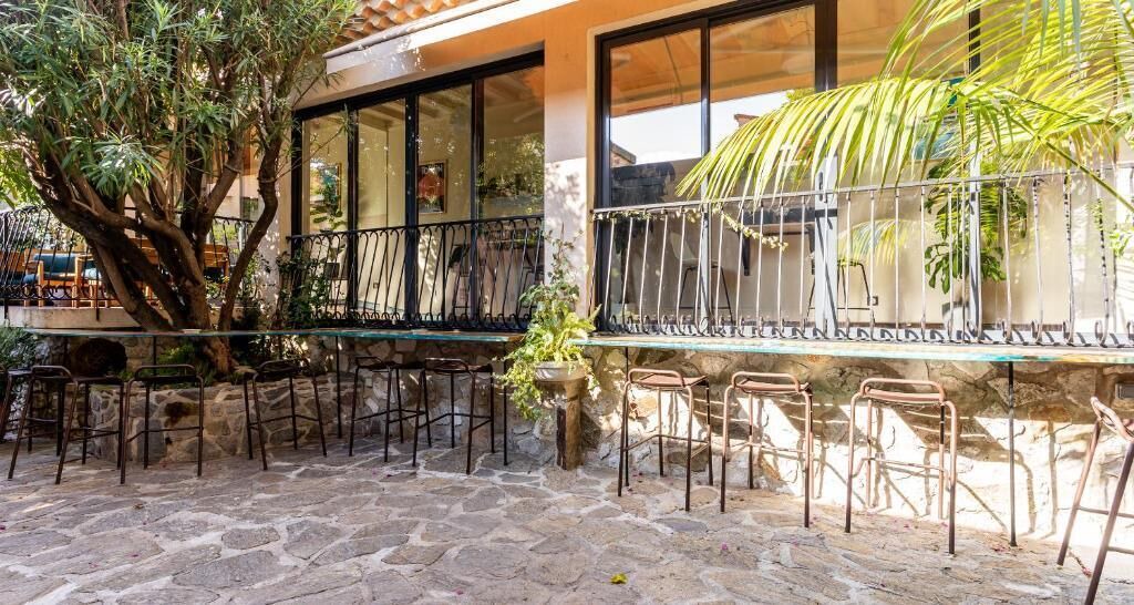 Photo of Patio Balcony in Le Mourillon