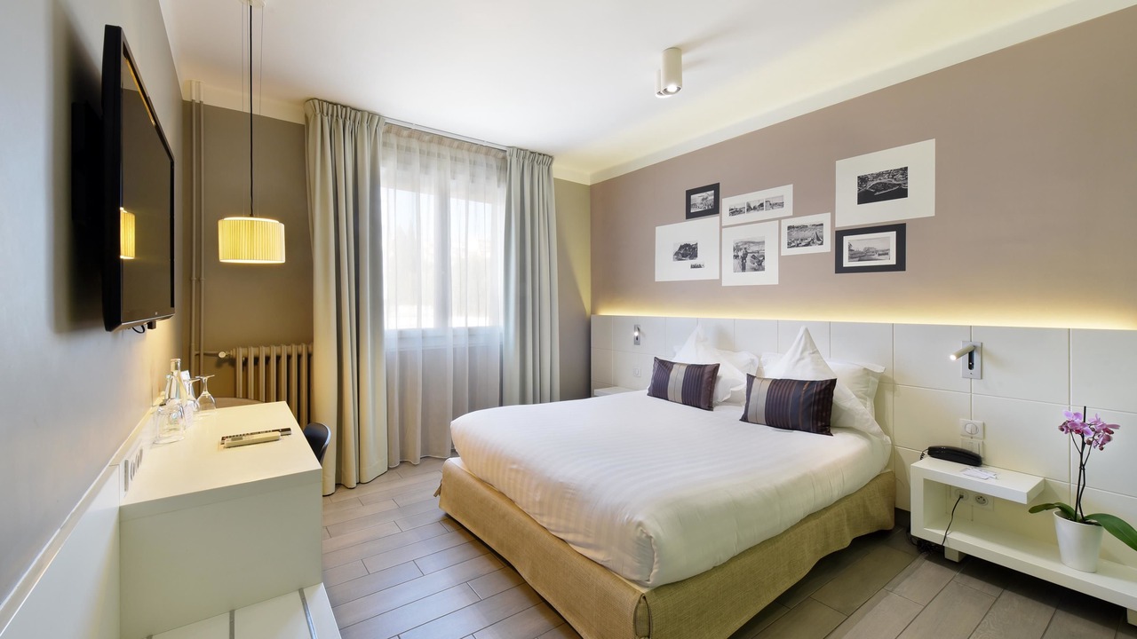 Photo of Bedroom in Le Mourillon