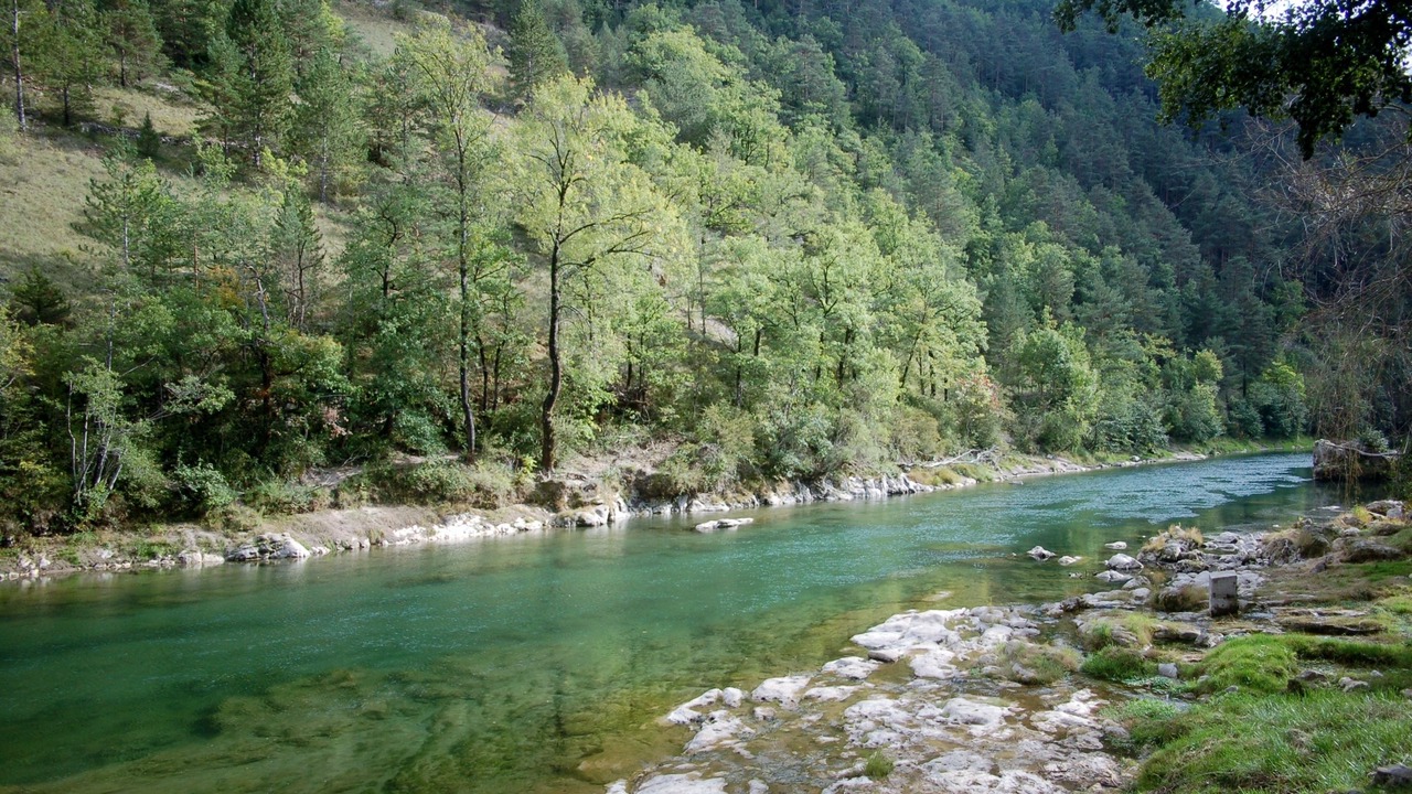 Photo of Outdoor in Mostuejouls