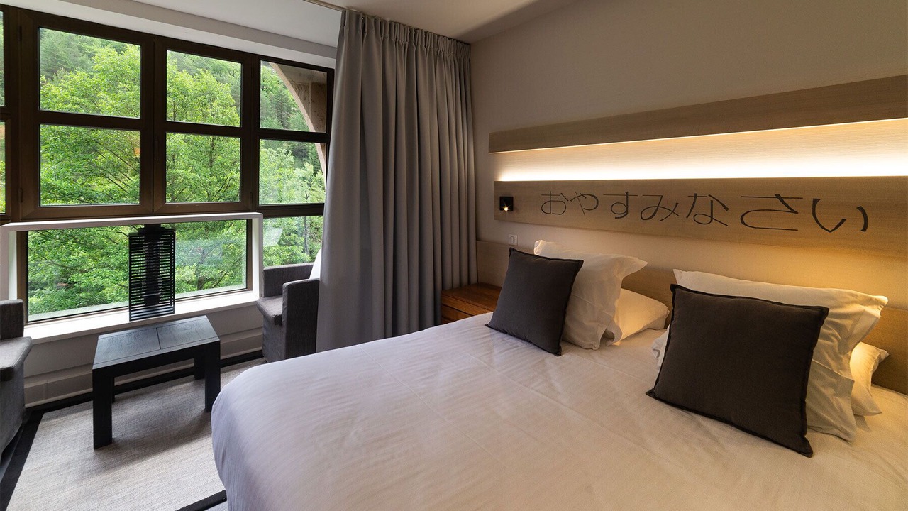 Photo of Bedroom in Mostuejouls