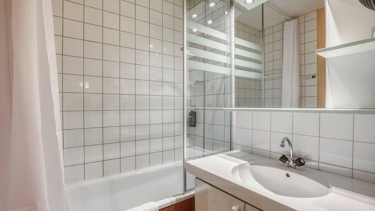 Photo of Bathroom in Saint-Ferreol