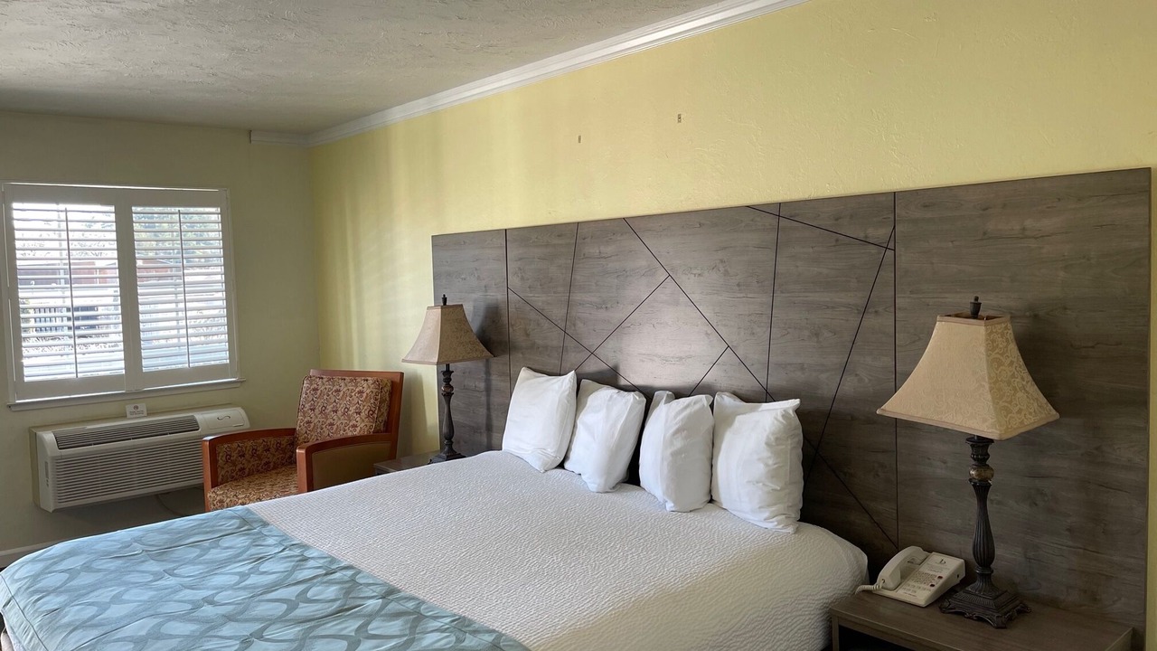 Photo of Others in Willits