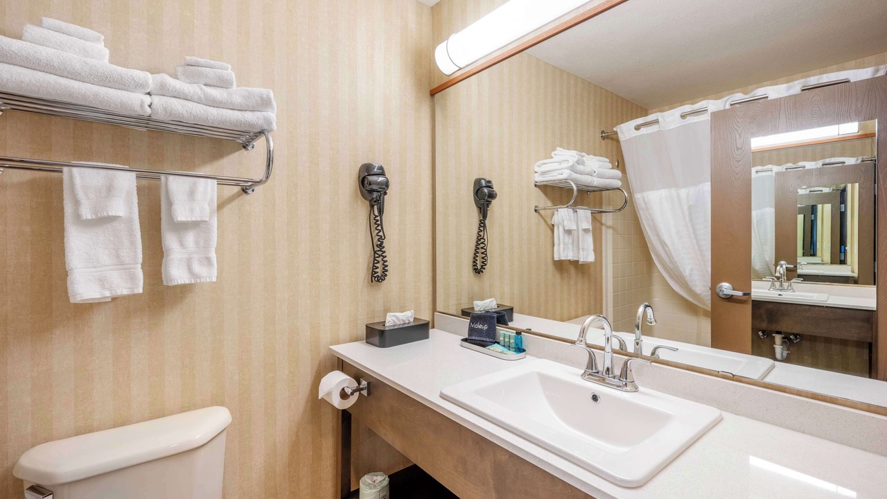 Photo of Bathroom in Enterprise