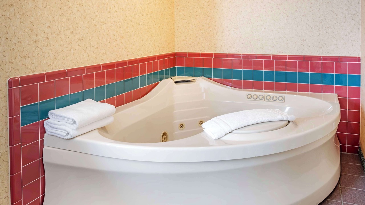 Photo of Bedroom in Enterprise