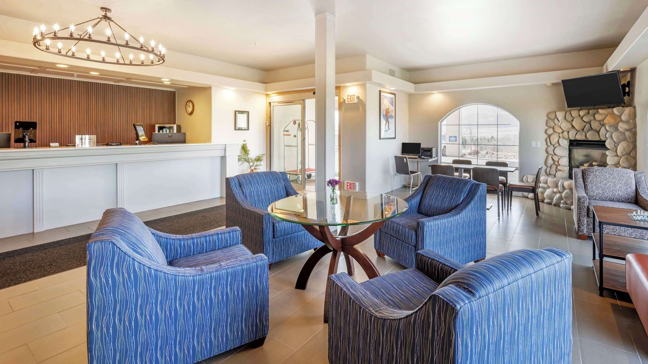 Photo of Livingroom in Enterprise