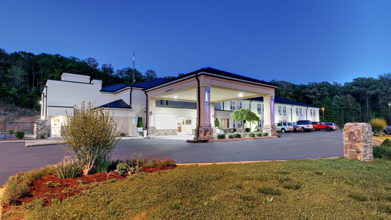 Photo of Outdoor in Hurricane Mills