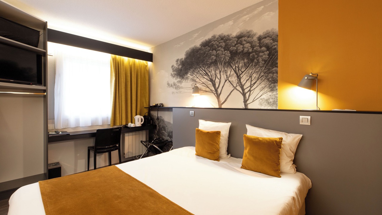 Photo of Bedroom in Oyonnax