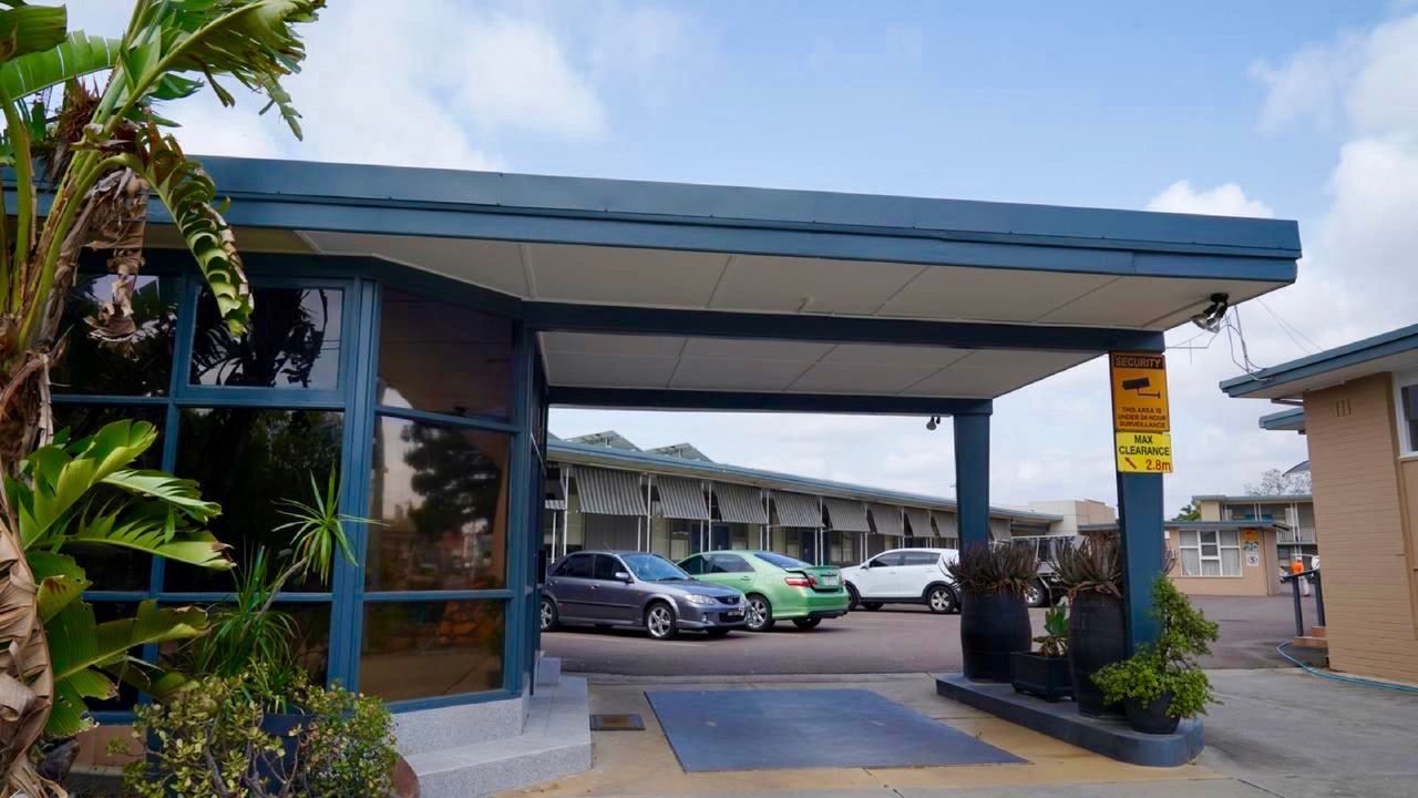 Photo of Others in Singleton