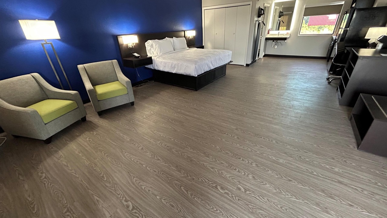 Photo of Bedroom in Rowland