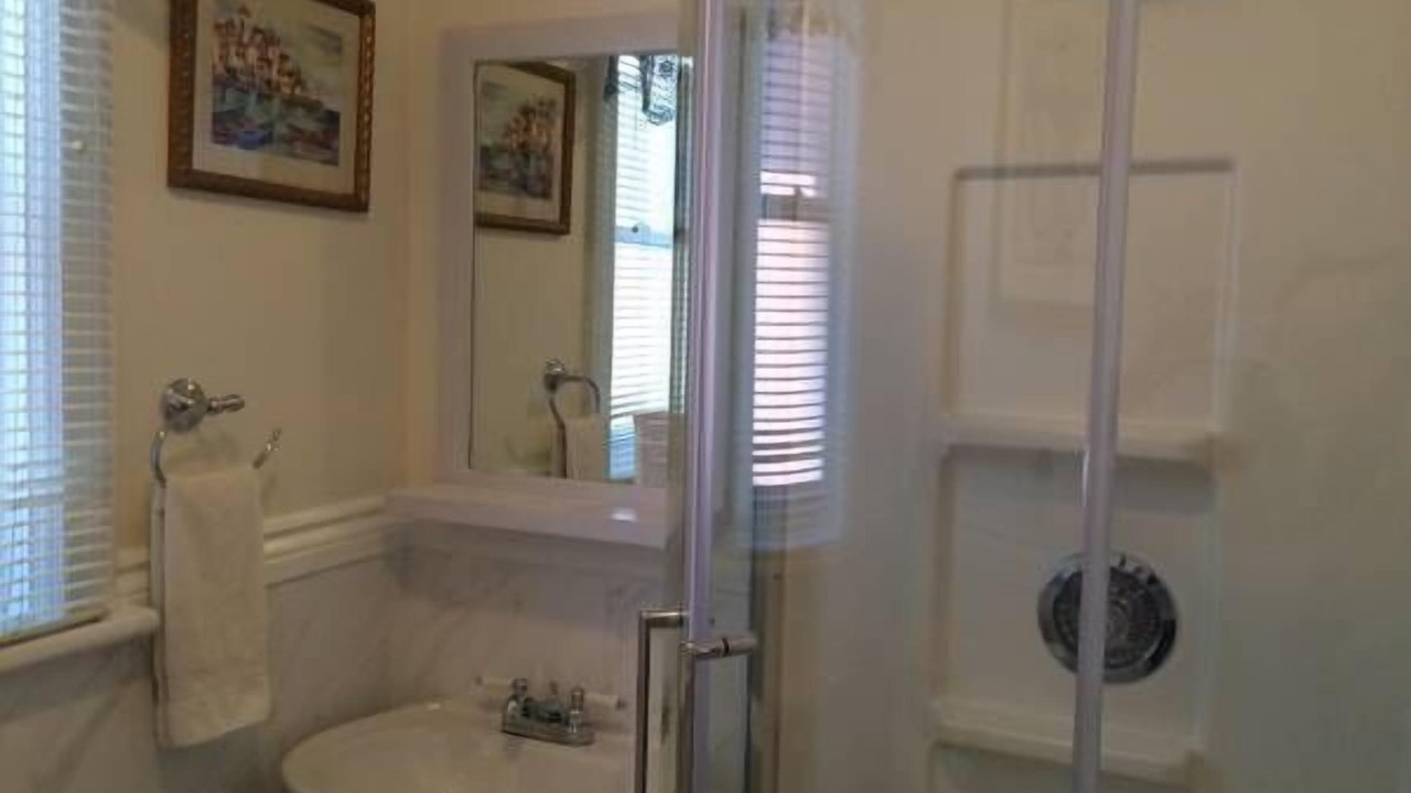 Photo of Bathroom in Golden Triangle