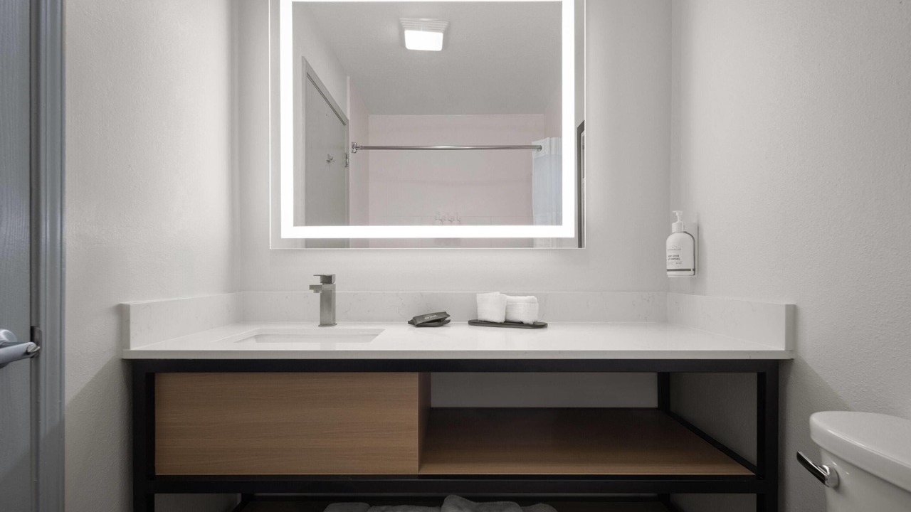Photo of Bathroom in Los Alamos