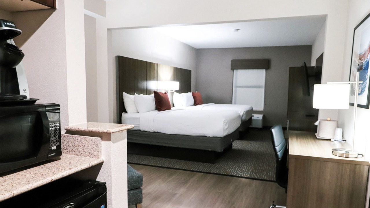 Photo of Bedroom in Tougaloo