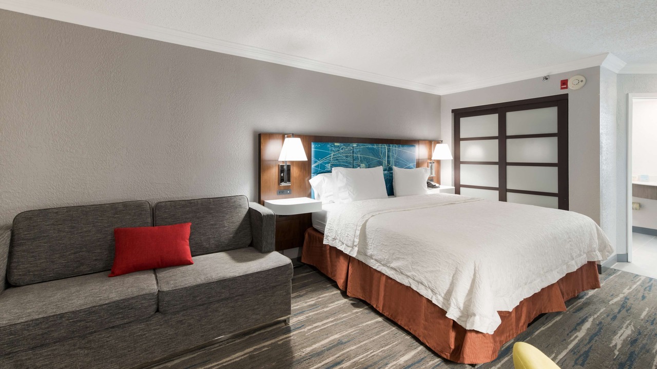 Photo of Bedroom in Hoffman Estates