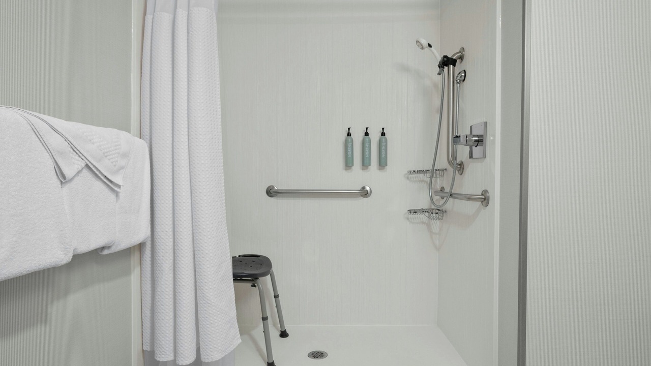 Photo of Bathroom in Pike