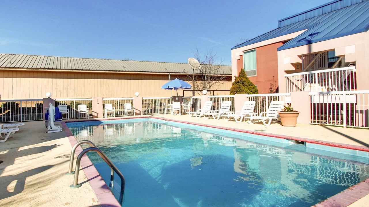 Photo of Outdoor in Brookhaven