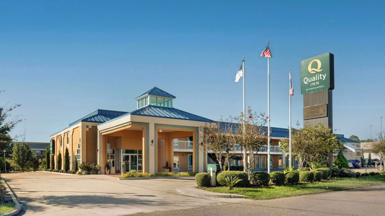 Photo of Outdoor in Brookhaven