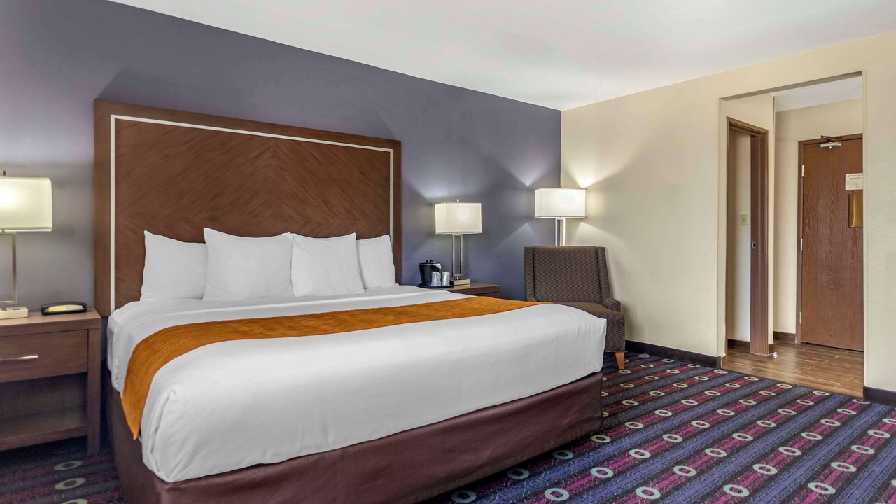 Photo of Bedroom in Tulsa